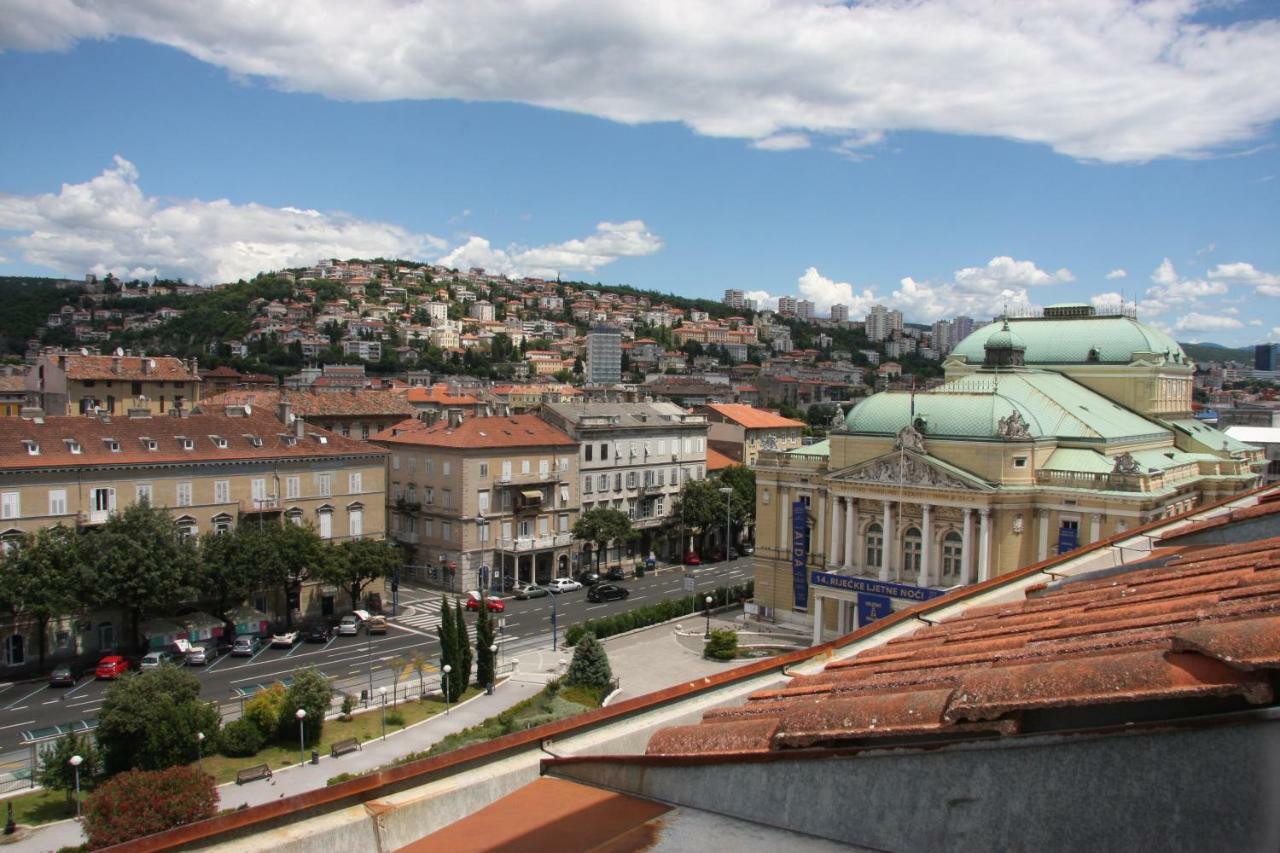 Apartment In City Center Rijeka Eksteriør bilde
